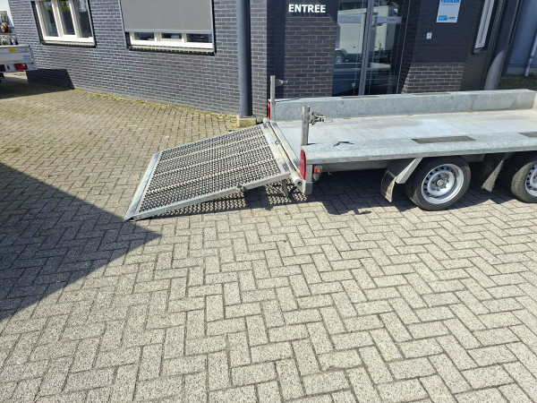 Hapert Aanhanger 360x174  Indigo LF-2