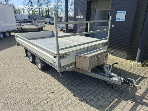 Hapert Aanhanger 335x180  Azure H-2
