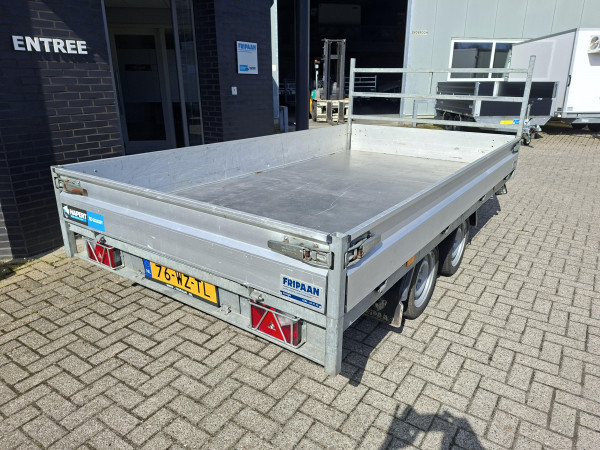 Hapert Aanhanger 335x180  Azure H-2