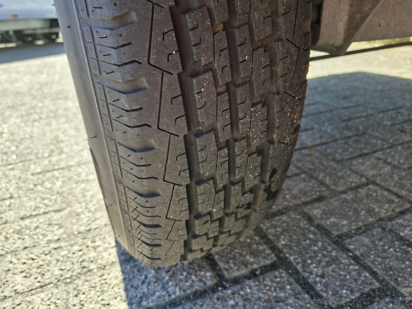 Hapert Aanhanger 250x130  Sapphire L-1