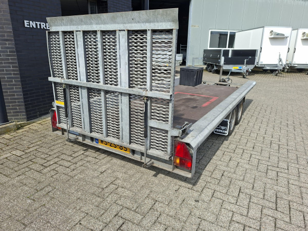 Hapert Aanhanger 425x160  