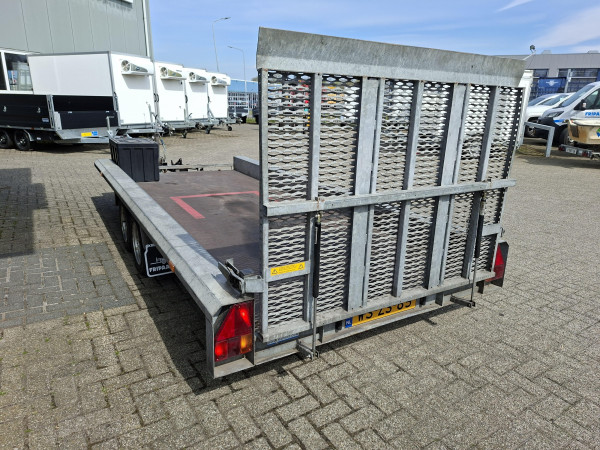 Hapert Aanhanger 425x160  
