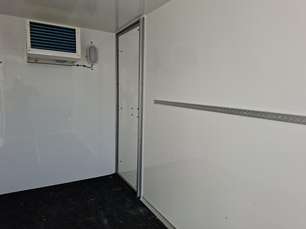 Hapert Koeltransport 300x150  Sapphire L-2