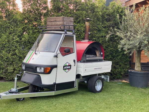 Piaggio Bianco met Pizzaoven