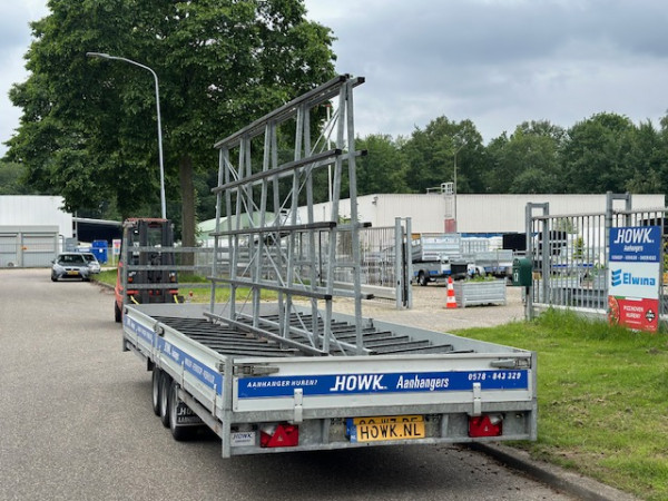 6m Aanhangwagen met dubbelzijdige glasbok