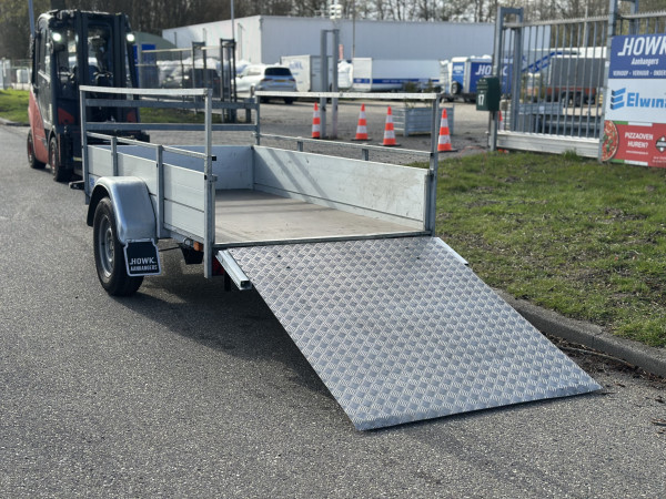 Open enkelas bakwagen 250x130cm geremd met Oprijklep