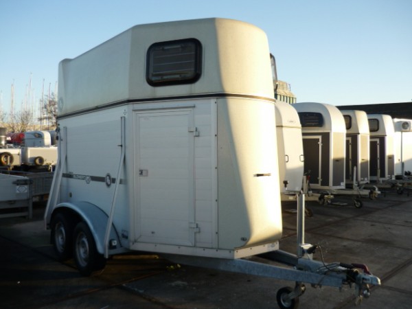 Huur Paardentrailer 2 paards