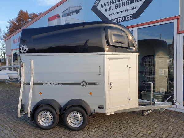 Paardentrailer Blomert Nairobi ALU 2 paards met zadelkamer
