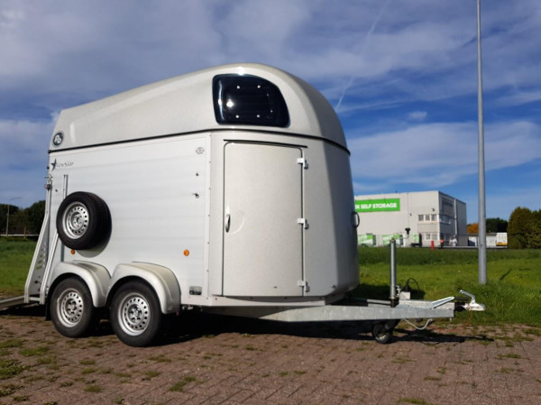 Paardentrailer Blomert New Star