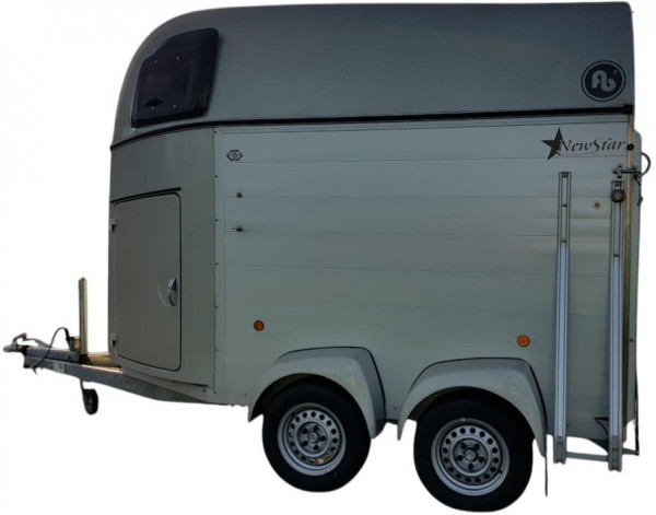 Paardentrailer Blomert New Star Aluminium, met zadelkamer!